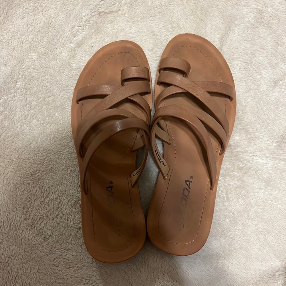 Used Soda Sandal